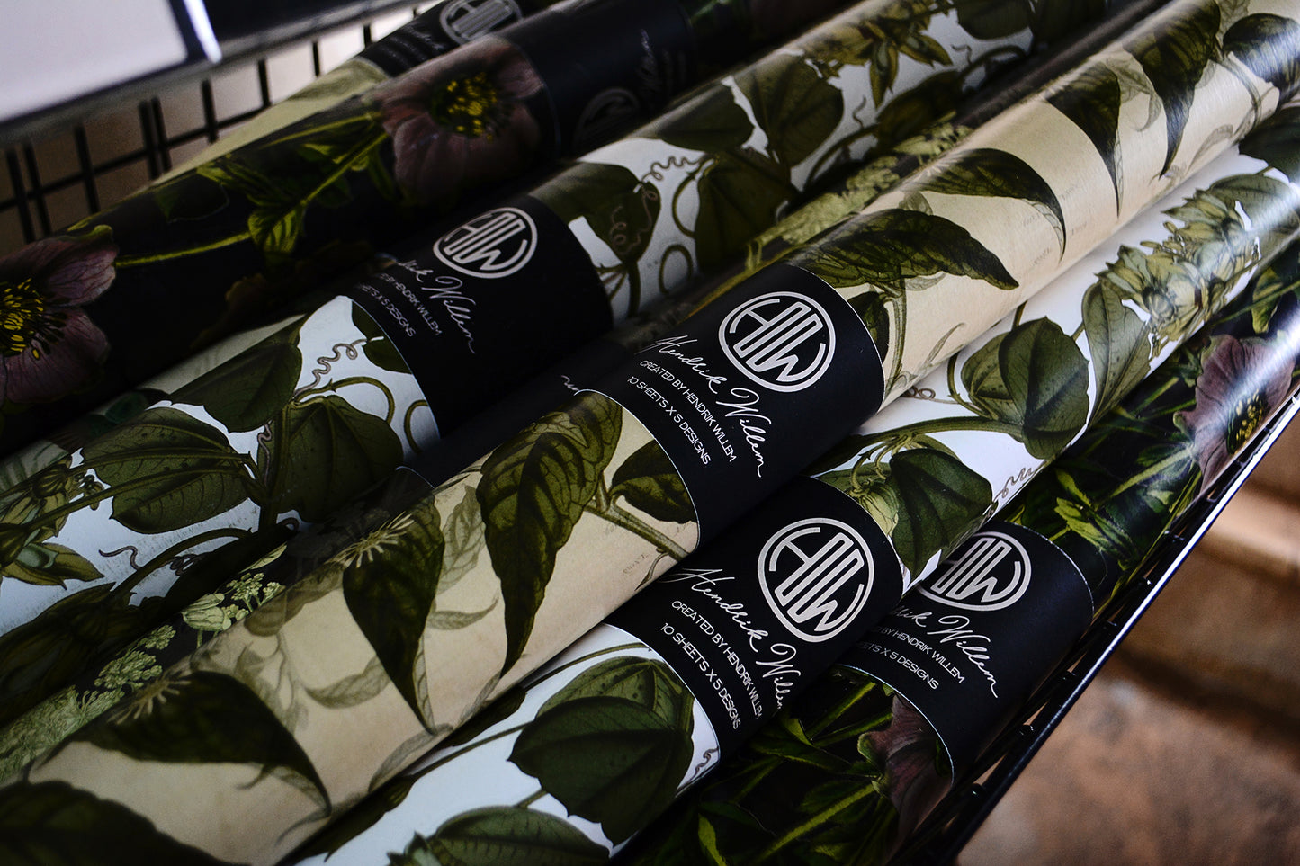 Wrapping Paper - Black x 10 Sheets